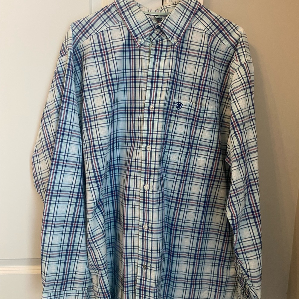 Ariat button-down shirt size XL